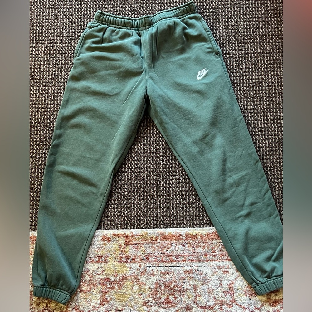 Nike Forest Green Sweatpants